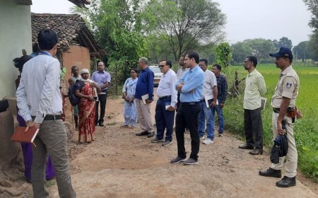 ग्राम लहसुना में 16 अक्टूबर को आयोजित किए जाने वाले संभाग स्तरीय जनकल्याण शिविर की तैयारियों का जिपं. सीईओ ने लिया जायजा, अधिकारियों को दिए दिशानिर्देश