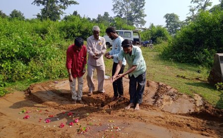 *वृद्ध आश्रम के वृद्ध की बीमारी से मृत्यु,आश्रम के कर्मचारियों एवं सामाजिक कार्यकर्ताओं ने दफनाकर किया अंतिम संस्का