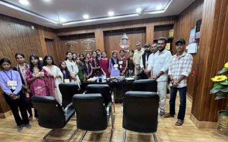 रक्षाबंधन पर्व पर ABVP ने प्रशासनिक अधिकारियों को बांधी राखी